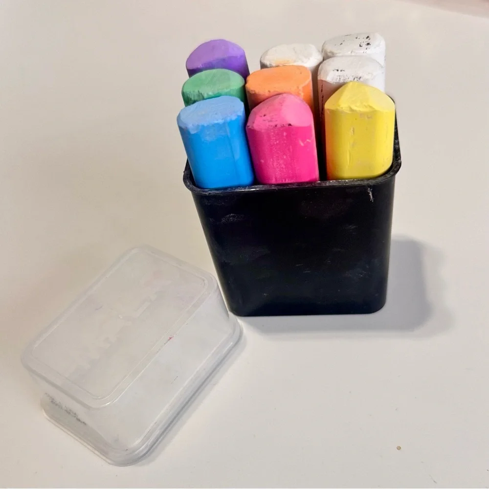 IKEA Mala Colorful Chalks Arts & Crafts Chalk Set w Case